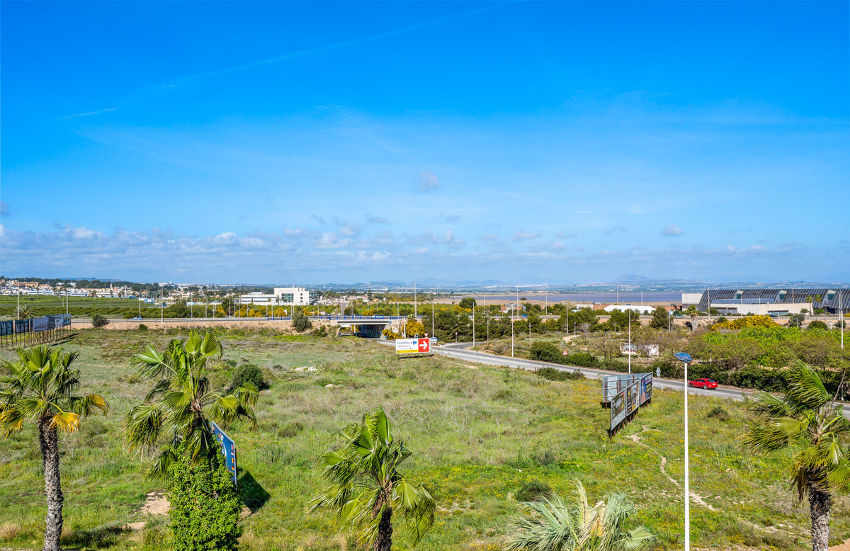 For sale - 2 Bedroom 2 Bathroom Apartment - Penthouse in Torrevieja - La Veleta  - Alicante