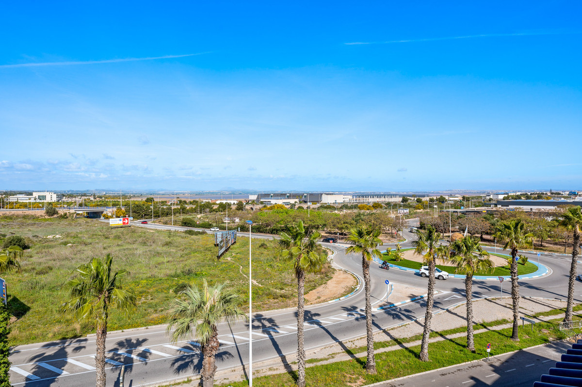 For sale - 2 Bedroom 2 Bathroom Apartment - Penthouse in Torrevieja - La Veleta  - Alicante