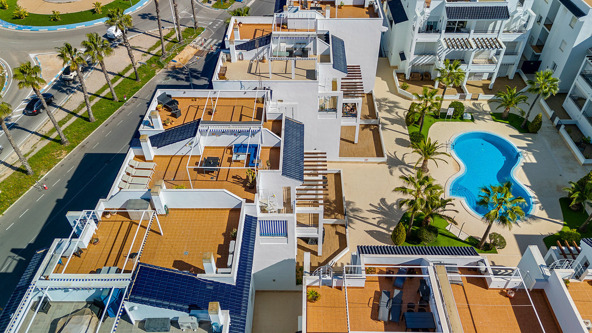 For sale - 2 Bedroom 2 Bathroom Apartment - Penthouse in Torrevieja - La Veleta  - Alicante