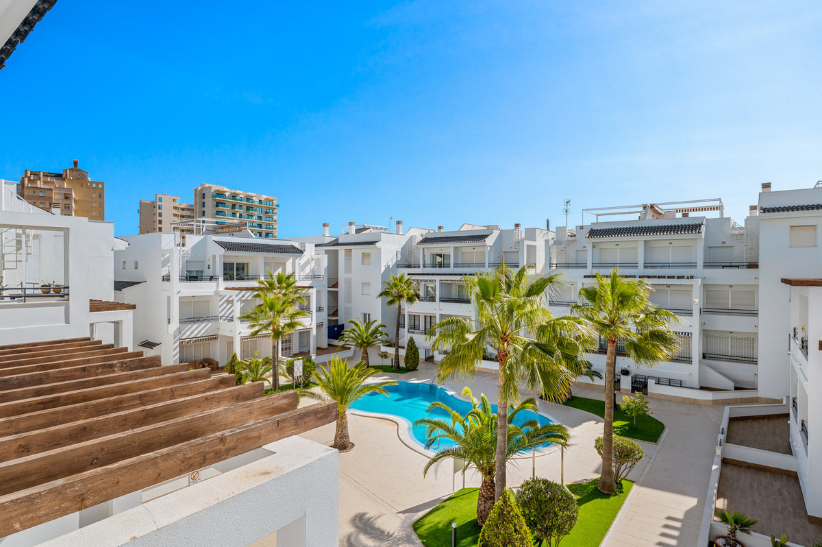 For sale - 2 Bedroom 2 Bathroom Apartment - Penthouse in Torrevieja - La Veleta  - Alicante