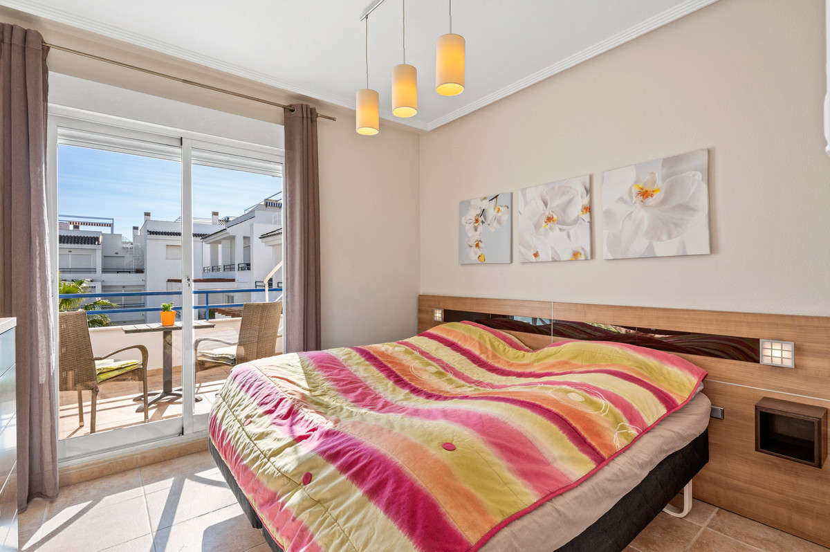 For sale - 2 Bedroom 2 Bathroom Apartment - Penthouse in Torrevieja - La Veleta  - Alicante