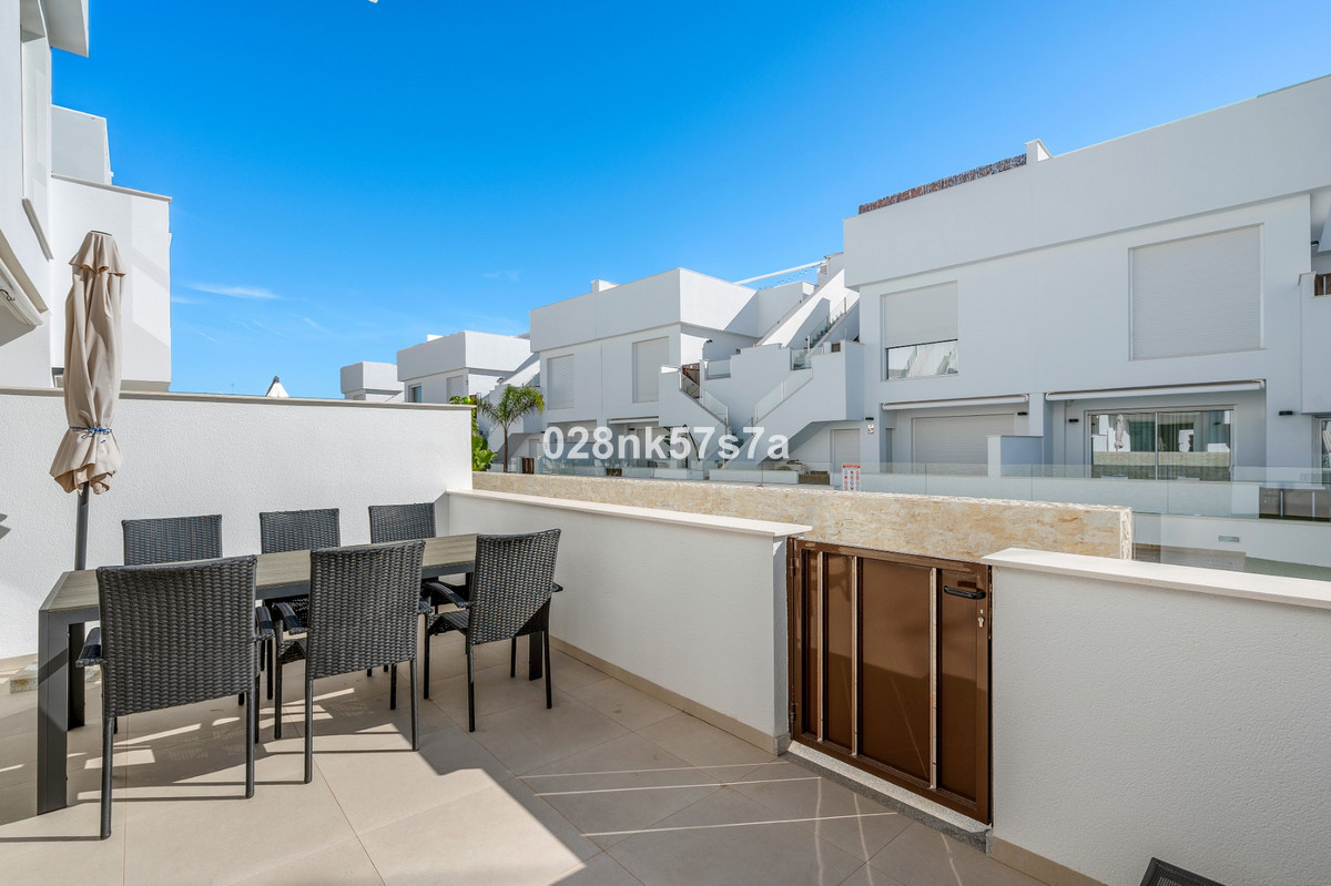For sale - 2 Bedroom 2 Bathroom Apartment - Ground Floor Apartment in Pilar de la Horadada - Pilar de la Horadada Centro  - Alicante