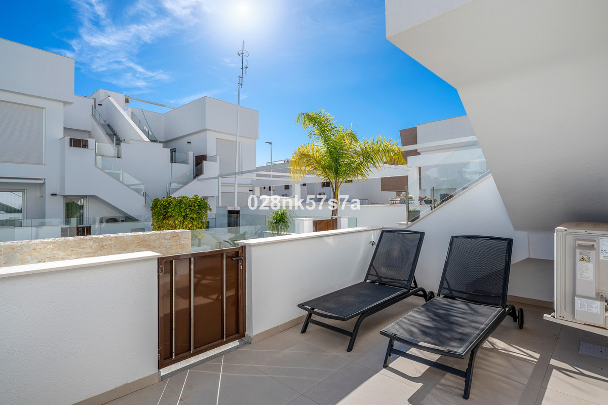 For sale - 2 Bedroom 2 Bathroom Apartment - Ground Floor Apartment in Pilar de la Horadada - Pilar de la Horadada Centro  - Alicante