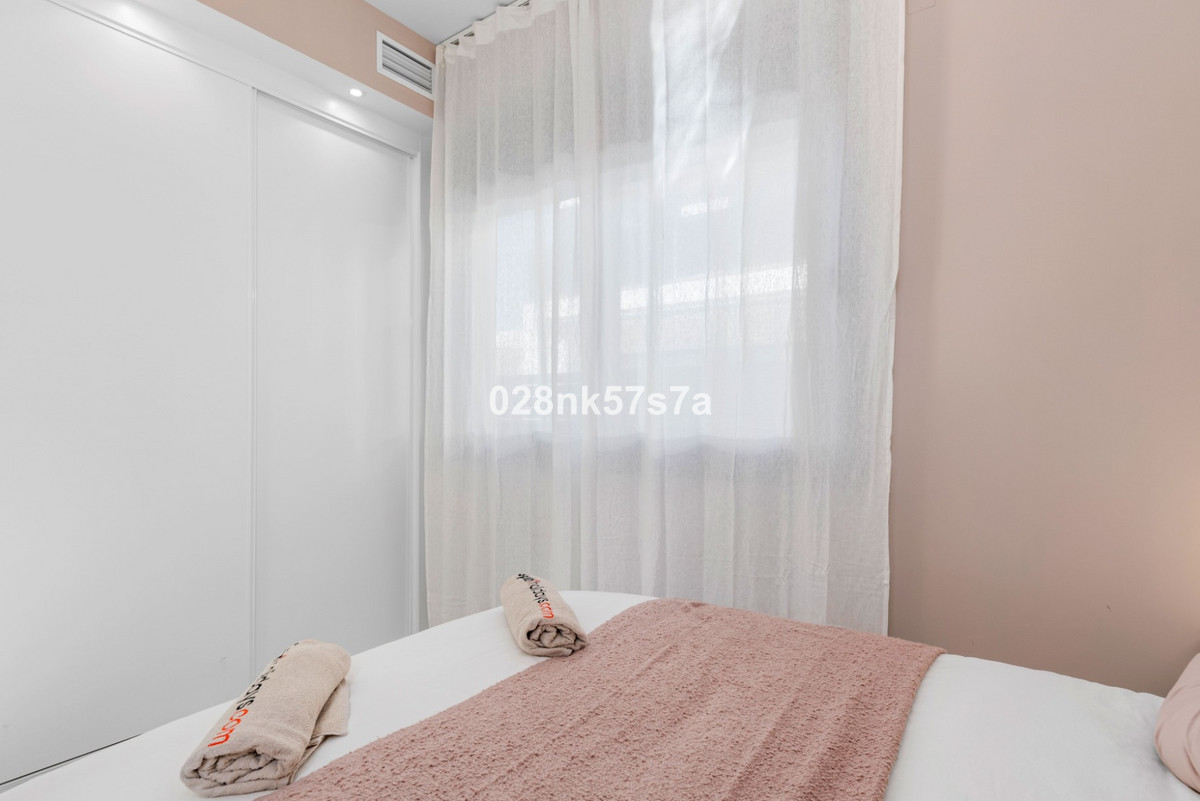 For sale - 4 Bedroom 4 Bathroom House - Detached Villa in Orihuela - Lomas De Campoamor  - Alicante