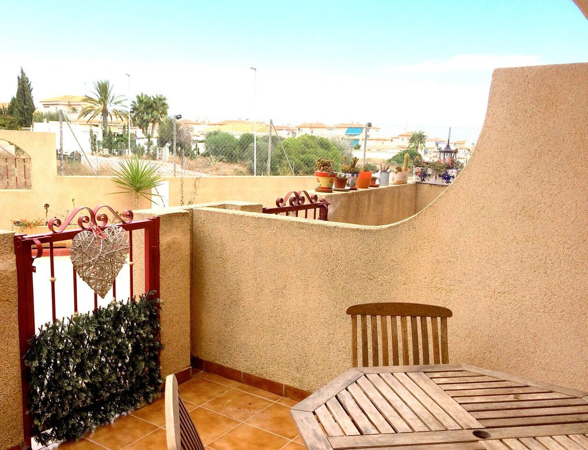 For sale - 3 Bedroom 3 Bathroom Townhouse in Playa Flamenca  - Playa Flamenca  - Alicante
