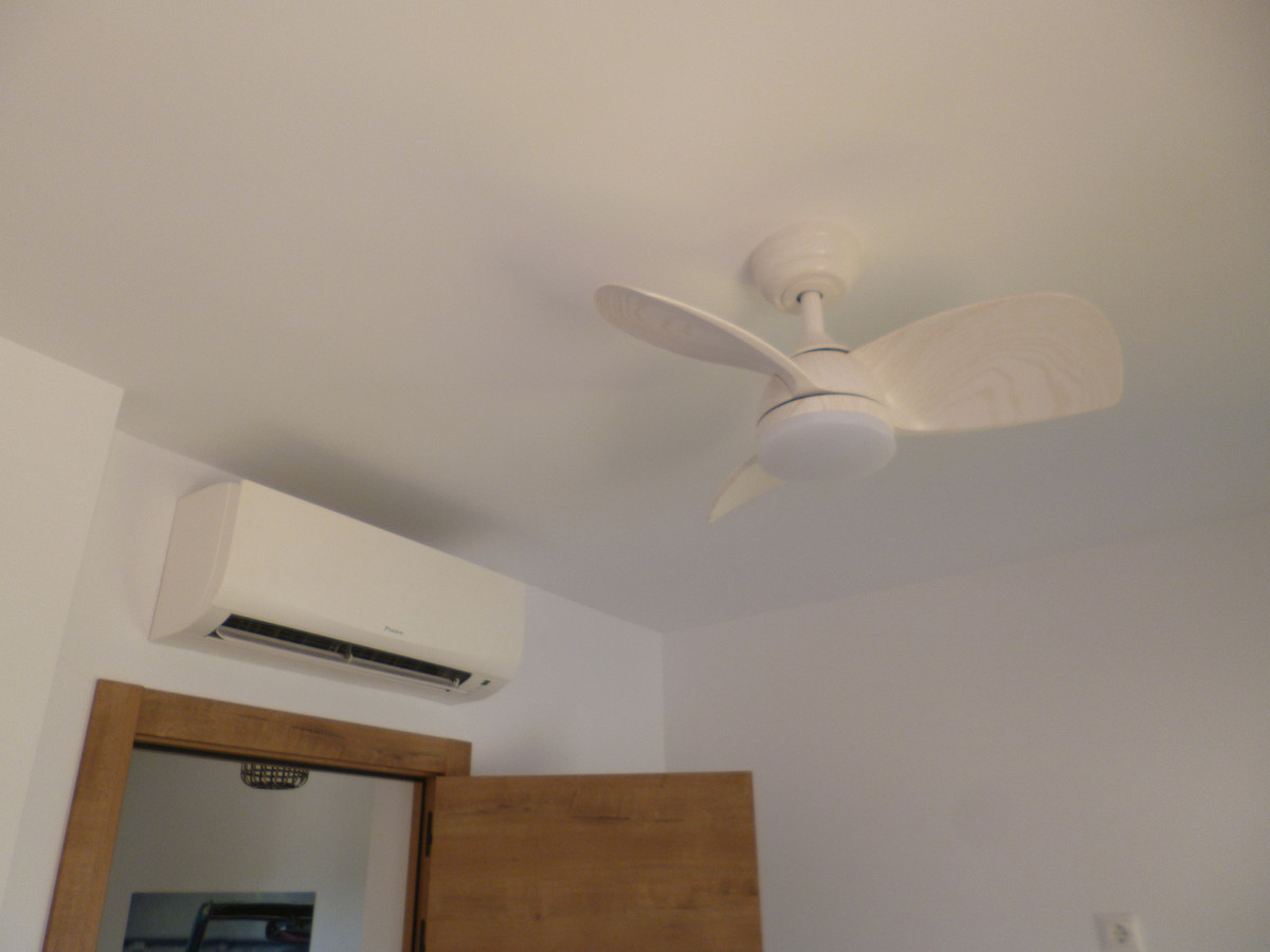 For sale - 4 Bedroom 2 Bathroom House - Detached Villa in Pilar de la Horadada - Pilar de la Horadada Centro  - Alicante