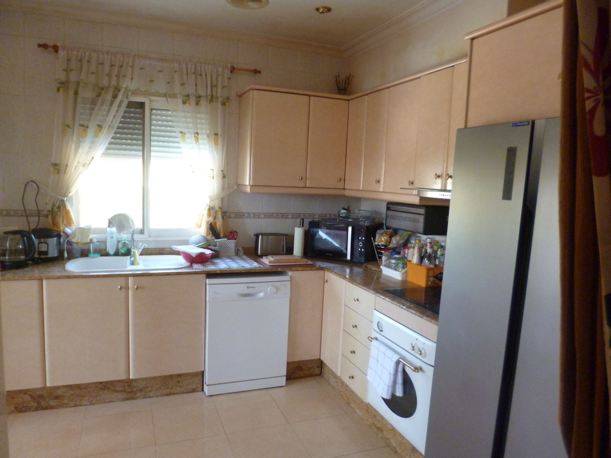 For sale - 4 Bedroom 2 Bathroom House - Detached Villa in Orihuela - La Murada  - Alicante