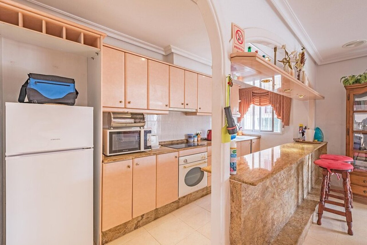 For sale - 4 Bedroom 2 Bathroom House - Detached Villa in Orihuela - La Murada  - Alicante