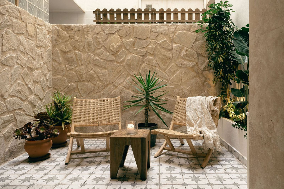 For sale - 2 Bedroom 2 Bathroom Apartment - Ground Floor Apartment in Torrevieja - Torrevieja Centro  - Alicante