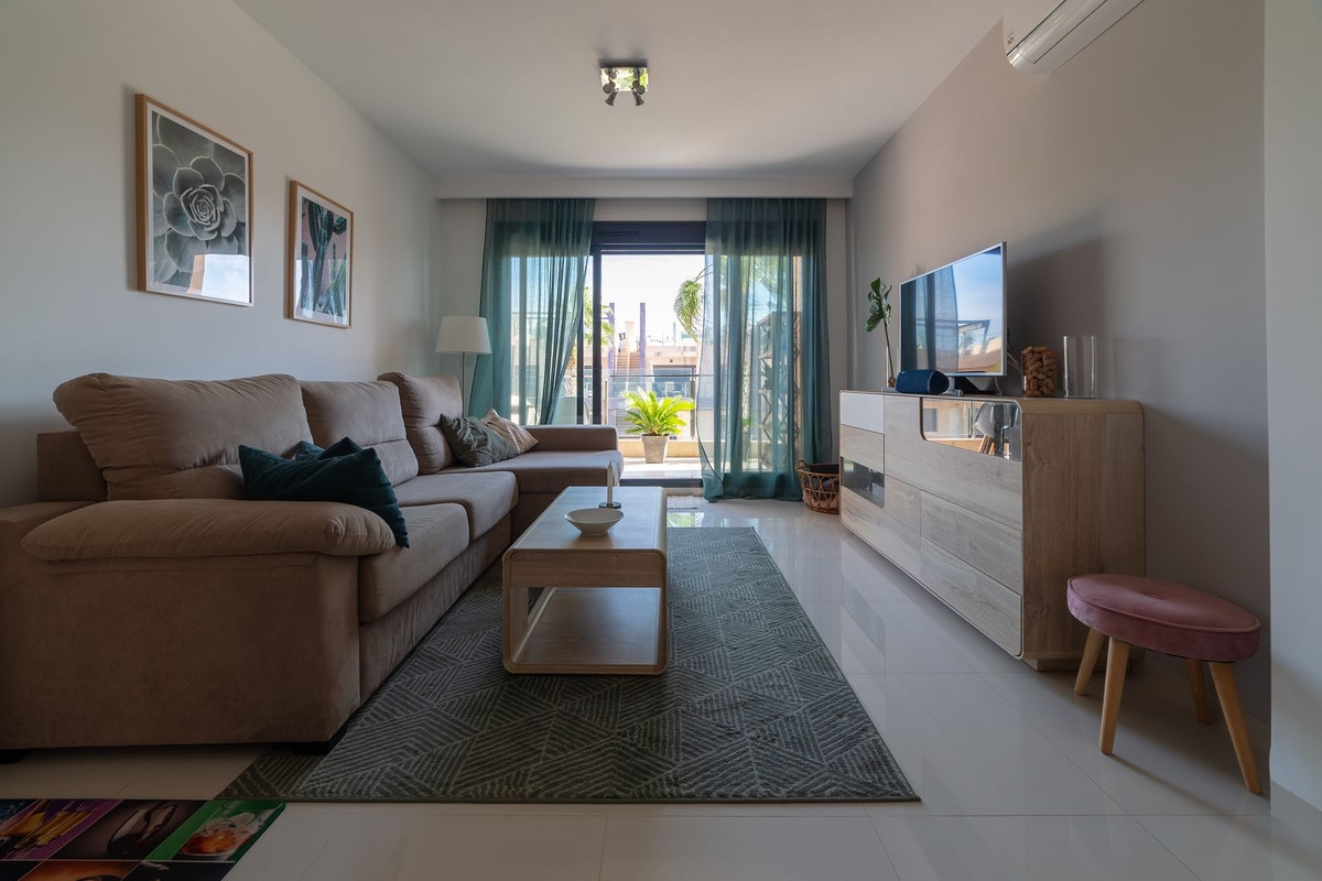 For sale - 2 Bedroom 2 Bathroom Apartment - Penthouse in Orihuela - Mil Palmeras  - Alicante