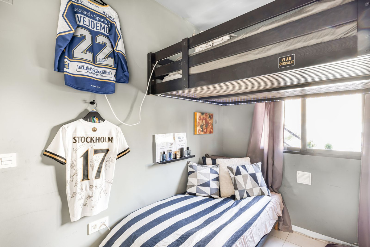 For sale - 3 Bedroom 2 Bathroom House - Detached Villa in Orihuela - La Zenia  - Alicante