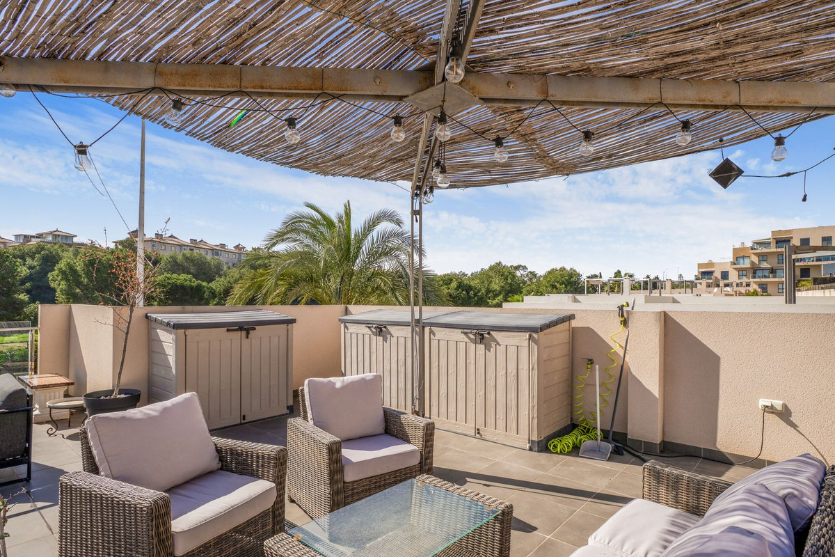 For sale - 3 Bedroom 2 Bathroom House - Detached Villa in Orihuela - La Zenia  - Alicante