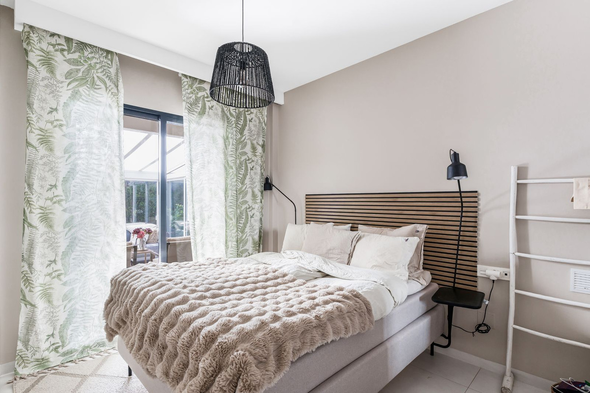 For sale - 3 Bedroom 2 Bathroom House - Detached Villa in Orihuela - La Zenia  - Alicante