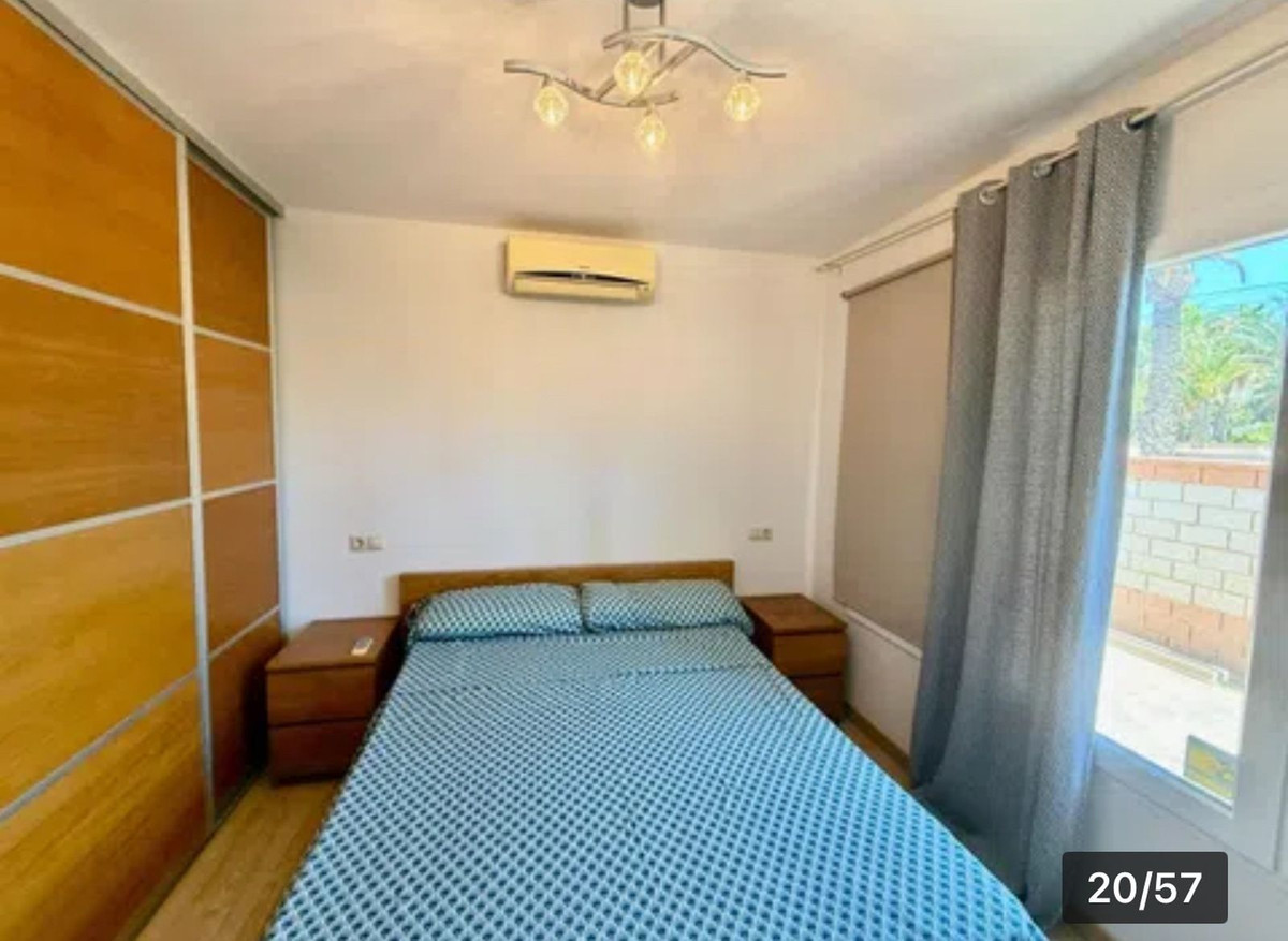 For sale - 4 Bedroom 4 Bathroom House - Detached Villa in Orihuela - Cabo Roig  - Alicante