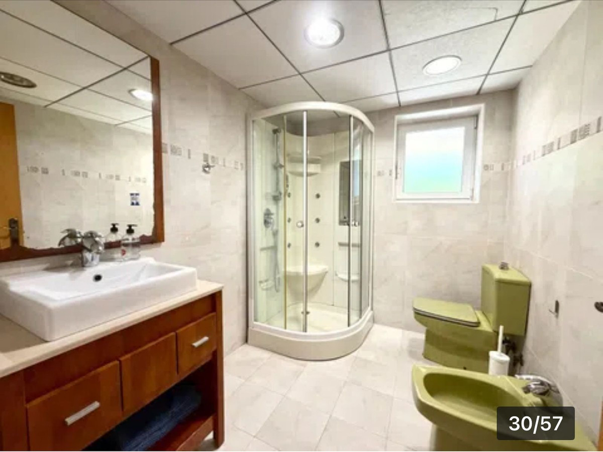 For sale - 4 Bedroom 4 Bathroom House - Detached Villa in Orihuela - Cabo Roig  - Alicante