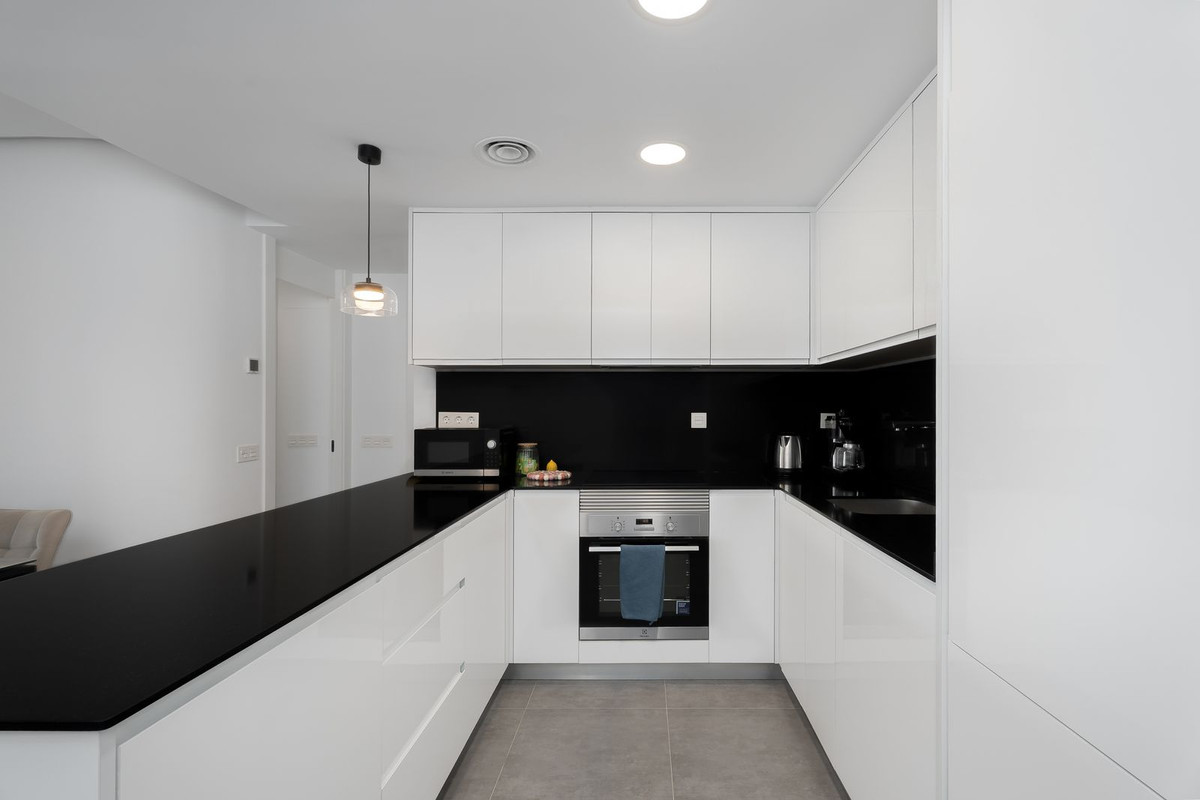 For sale - 3 Bedroom 2 Bathroom Apartment - Penthouse in Santa Pola - Gran Alacant  - Alicante