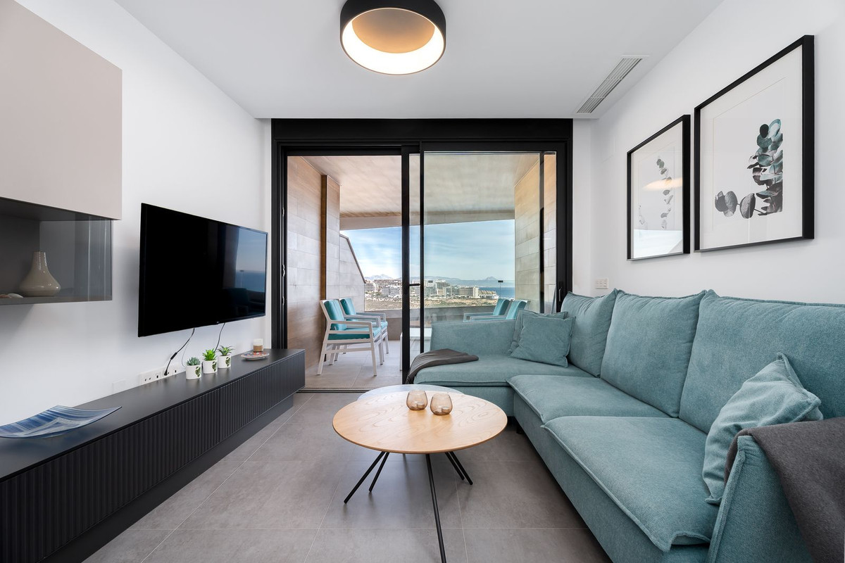 For sale - 3 Bedroom 2 Bathroom Apartment - Penthouse in Santa Pola - Gran Alacant  - Alicante