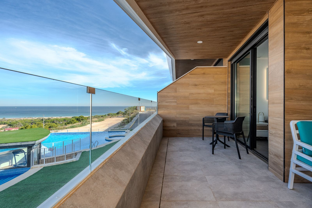 For sale - 3 Bedroom 2 Bathroom Apartment - Penthouse in Santa Pola - Gran Alacant  - Alicante