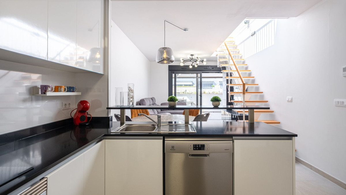 For sale - 2 Bedroom 1 Bathroom Apartment - Penthouse in Orihuela - Playa Flamenca  - Alicante