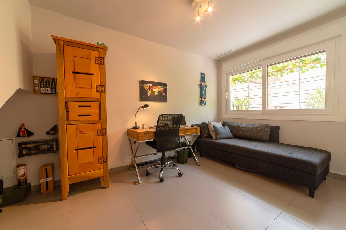 For sale - 3 Bedroom 2 Bathroom House - Detached Villa in Rojales - Ciudad Quesada  - Alicante