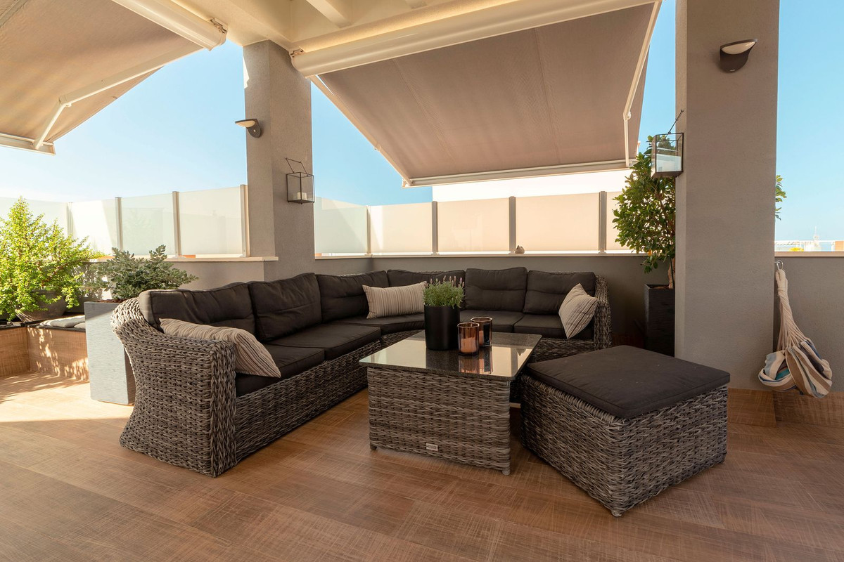 For sale - 3 Bedroom 2 Bathroom House - Detached Villa in Rojales - Ciudad Quesada  - Alicante