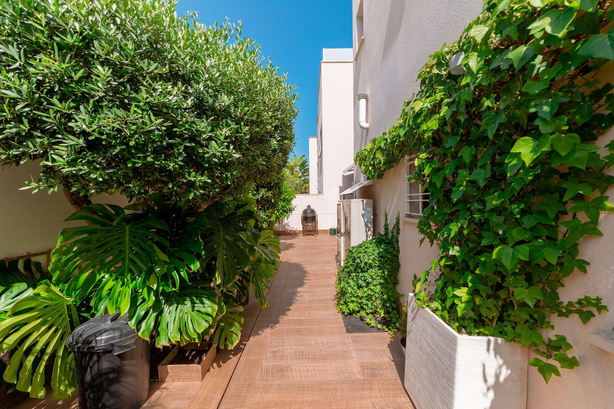 For sale - 3 Bedroom 2 Bathroom House - Detached Villa in Rojales - Ciudad Quesada  - Alicante