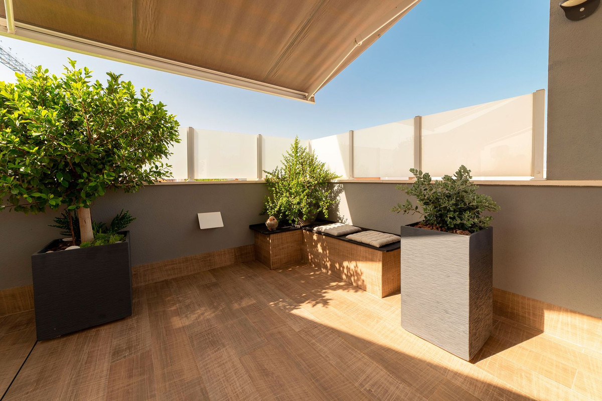 For sale - 3 Bedroom 2 Bathroom House - Detached Villa in Rojales - Ciudad Quesada  - Alicante