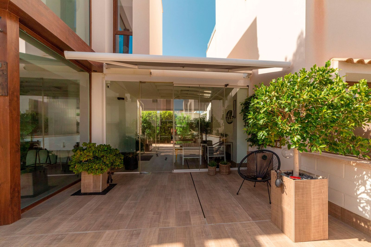 For sale - 3 Bedroom 2 Bathroom House - Detached Villa in Rojales - Ciudad Quesada  - Alicante