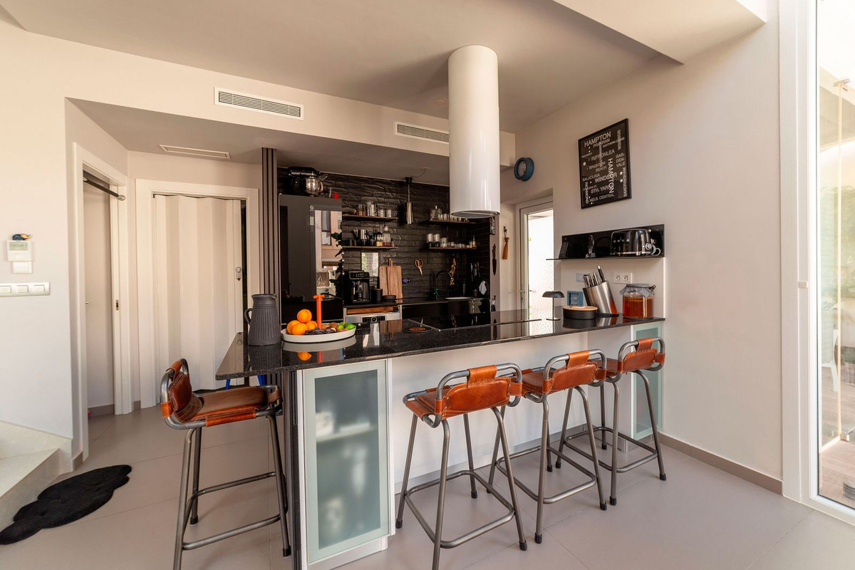 For sale - 3 Bedroom 2 Bathroom House - Detached Villa in Rojales - Ciudad Quesada  - Alicante