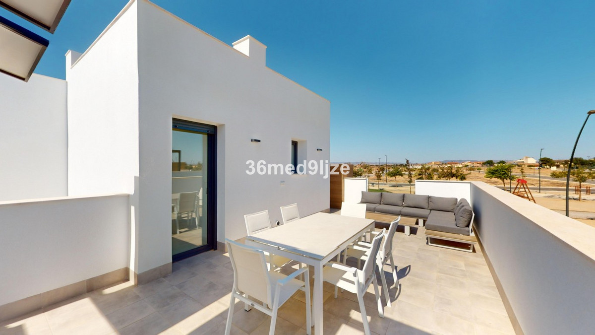 For sale - 3 Bedroom 3 Bathroom House - Detached Villa in Torre-Pacheco - Roldan  - Murcia