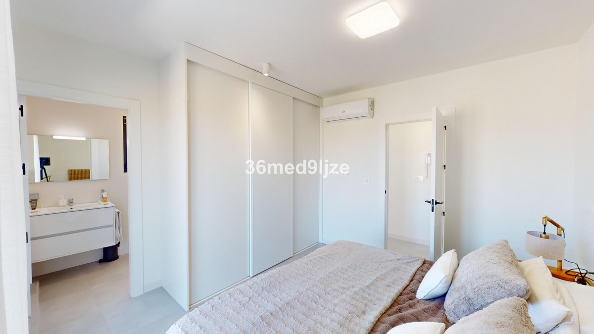 For sale - 3 Bedroom 3 Bathroom House - Detached Villa in Torre-Pacheco - Roldan  - Murcia