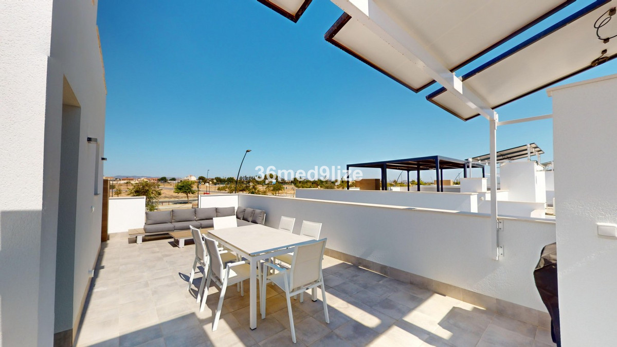 For sale - 3 Bedroom 3 Bathroom House - Detached Villa in Torre-Pacheco - Roldan  - Murcia
