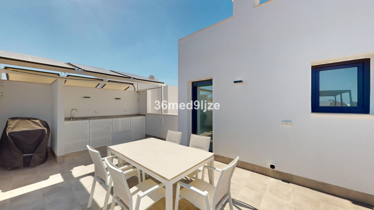 For sale - 3 Bedroom 3 Bathroom House - Detached Villa in Torre-Pacheco - Roldan  - Murcia