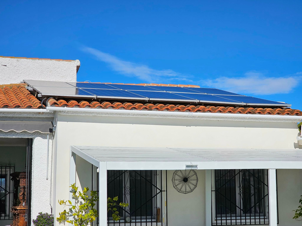 For sale - 4 Bedroom 4 Bathroom House - Detached Villa in San Fulgencio - San Fulgencio Centro  - Alicante