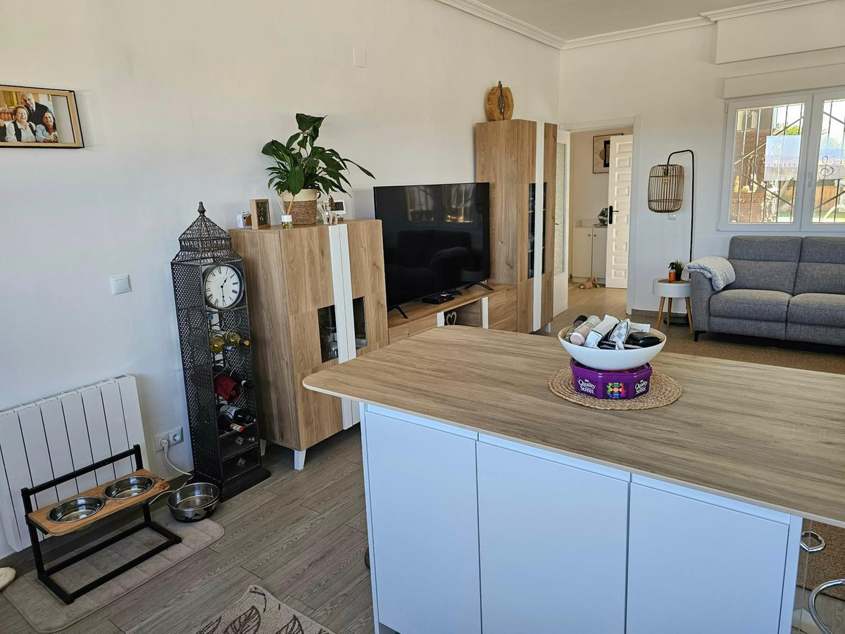 For sale - 4 Bedroom 4 Bathroom House - Detached Villa in San Fulgencio - San Fulgencio Centro  - Alicante