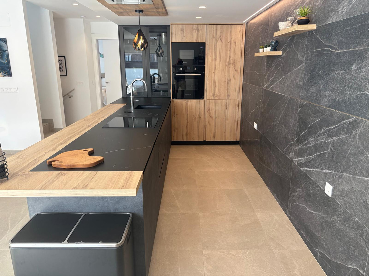 For sale - 3 Bedroom 3 Bathroom House - Semi-Detached House in Algorfa - La Finca Golf  - Alicante