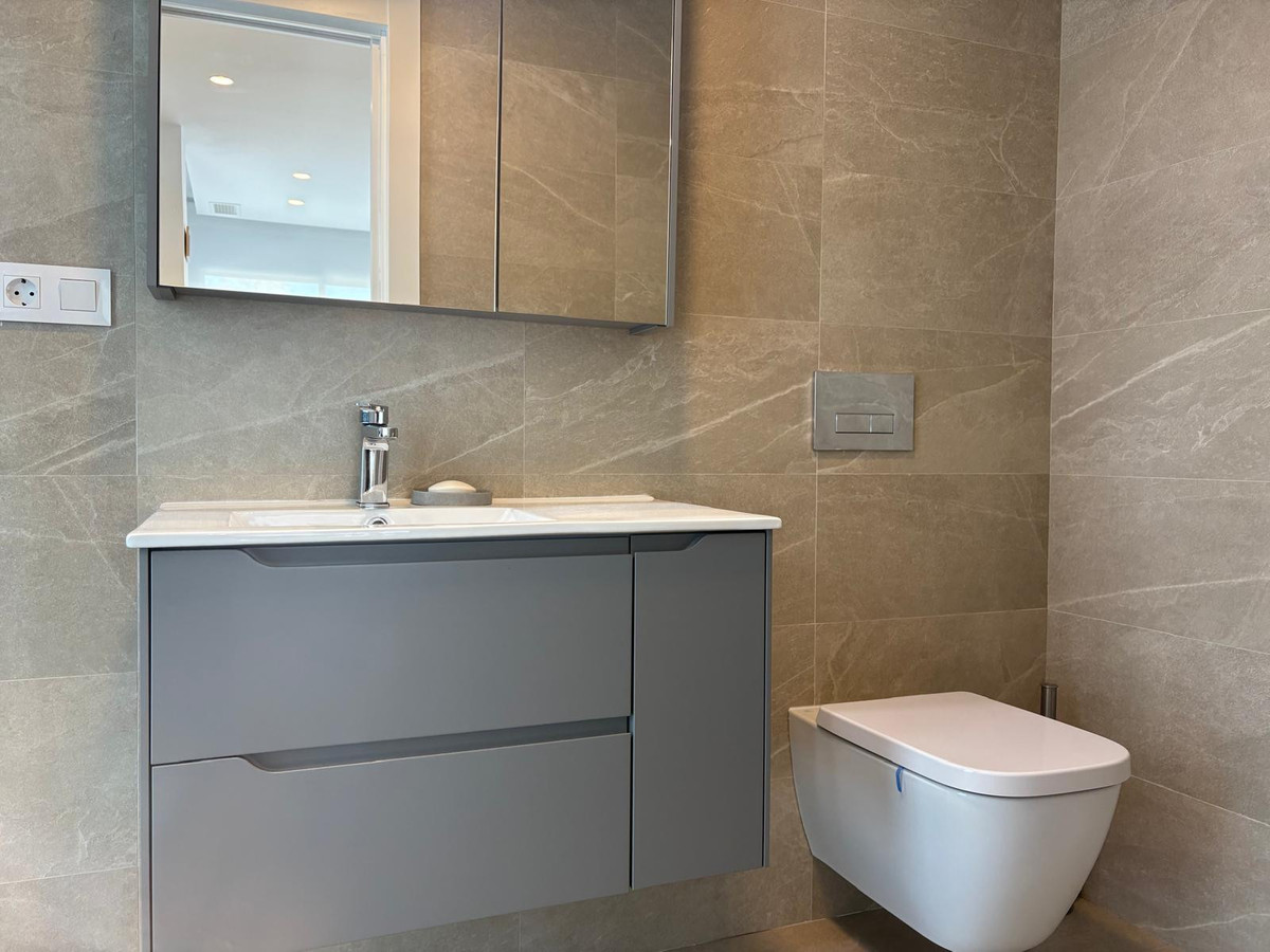 For sale - 3 Bedroom 3 Bathroom House - Semi-Detached House in Algorfa - La Finca Golf  - Alicante