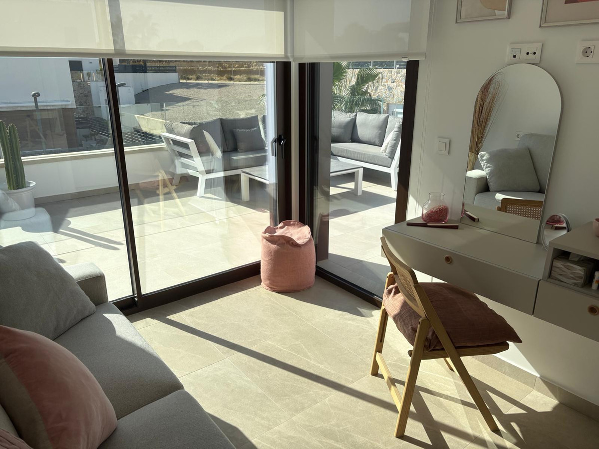 For sale - 3 Bedroom 3 Bathroom House - Semi-Detached House in Algorfa - La Finca Golf  - Alicante