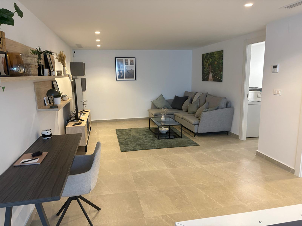 For sale - 3 Bedroom 3 Bathroom House - Semi-Detached House in Algorfa - La Finca Golf  - Alicante