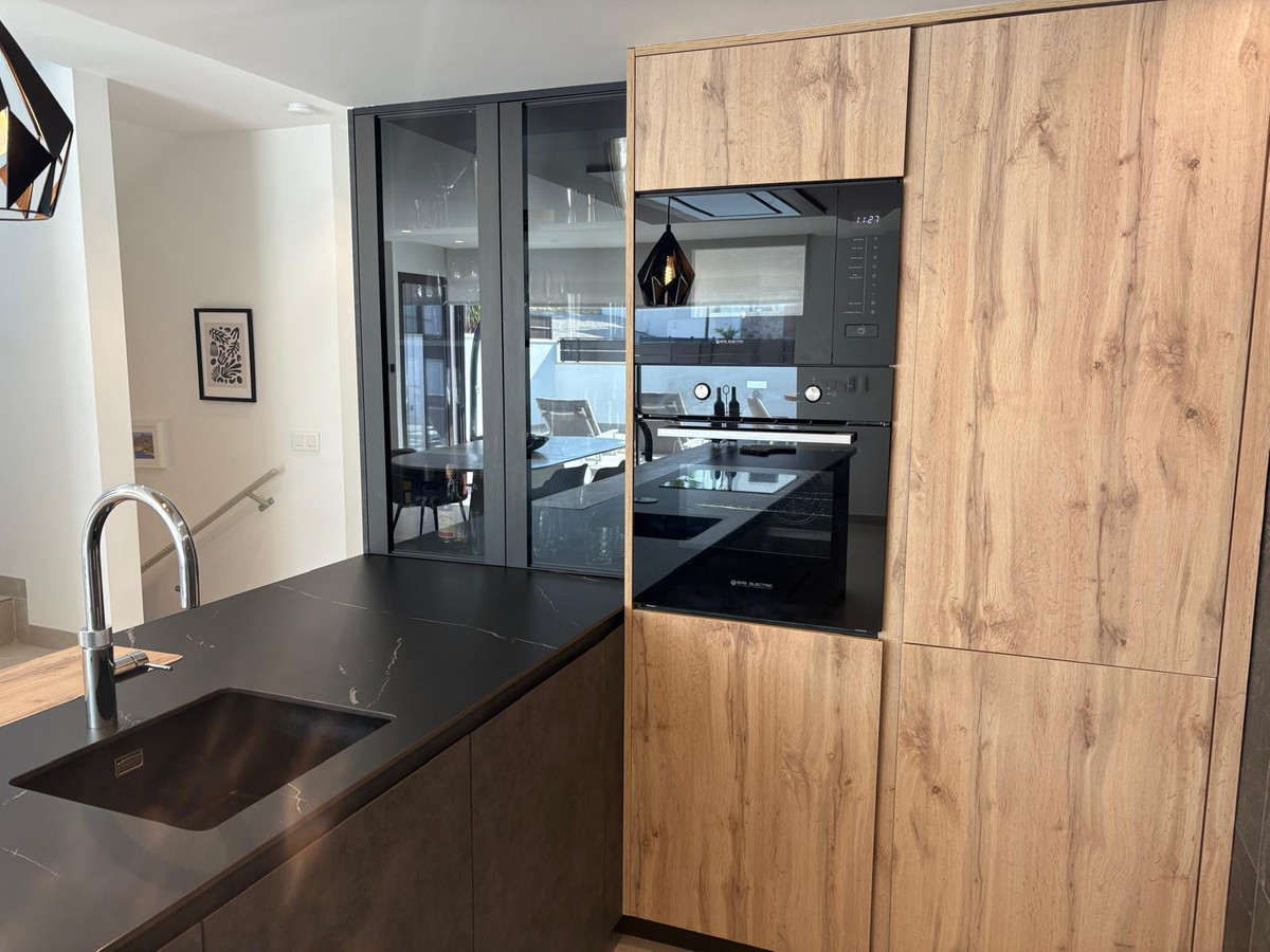 For sale - 3 Bedroom 3 Bathroom House - Semi-Detached House in Algorfa - La Finca Golf  - Alicante