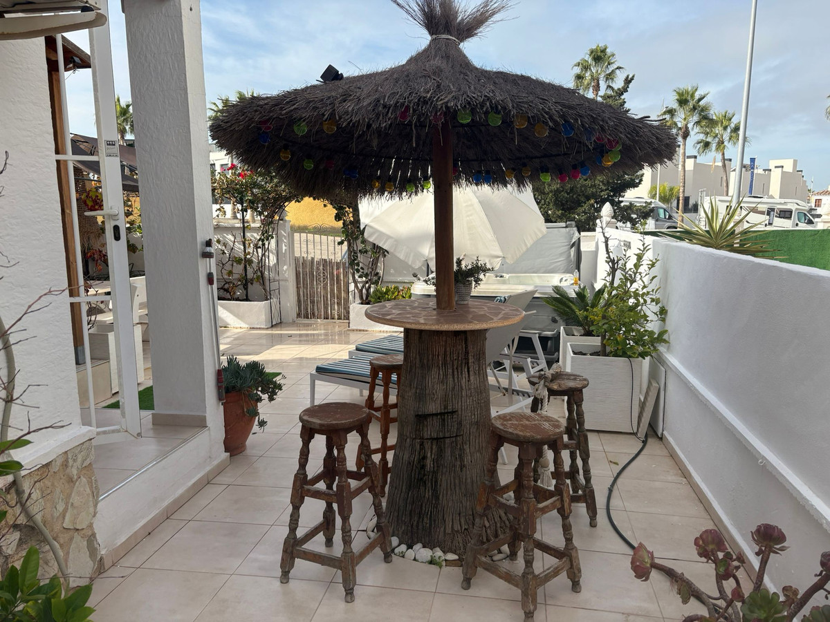 For sale - 3 Bedroom 2 Bathroom House - Townhouse in Algorfa - Algorfa Centro  - Alicante