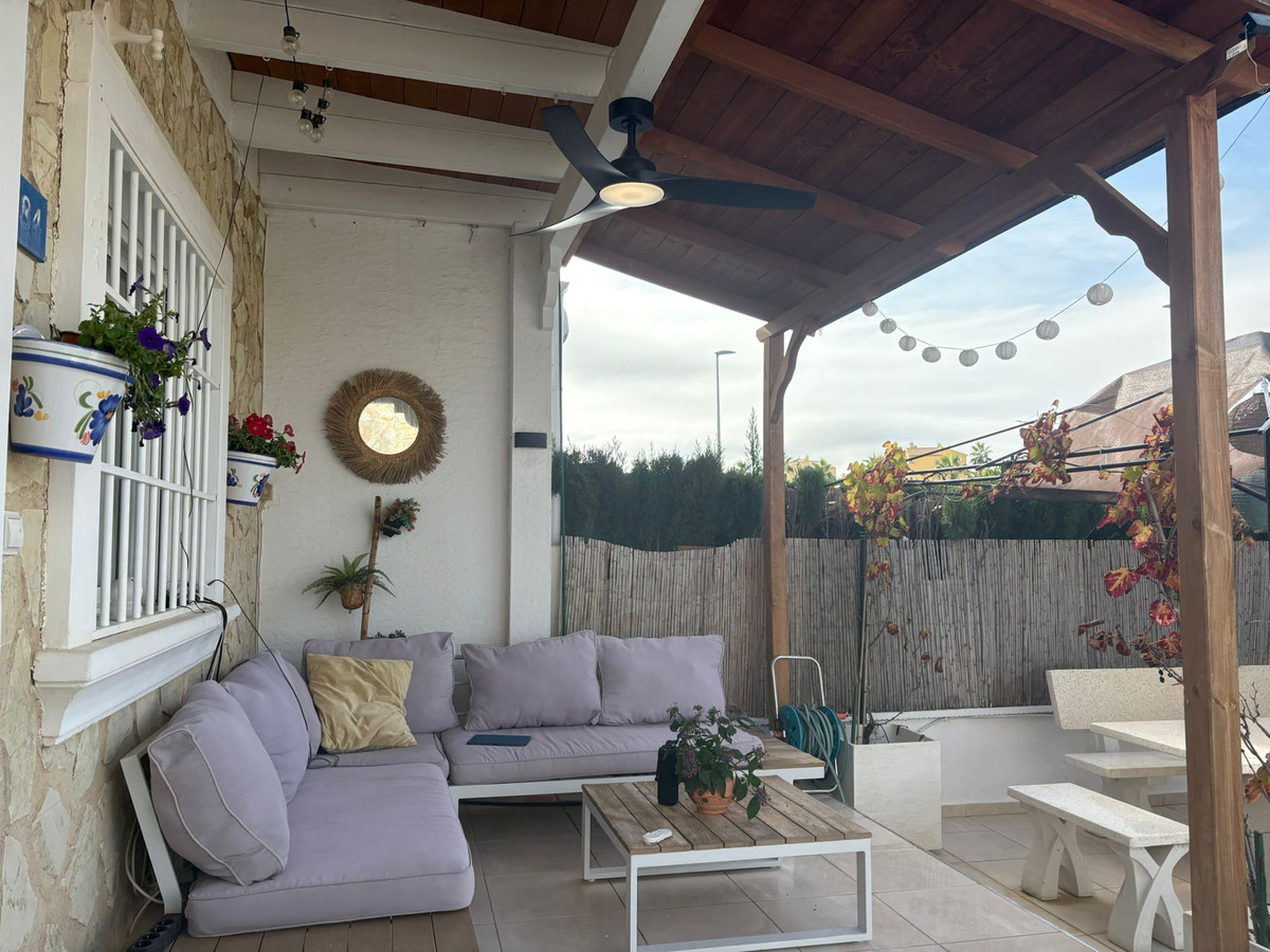 For sale - 3 Bedroom 2 Bathroom House - Townhouse in Algorfa - Algorfa Centro  - Alicante