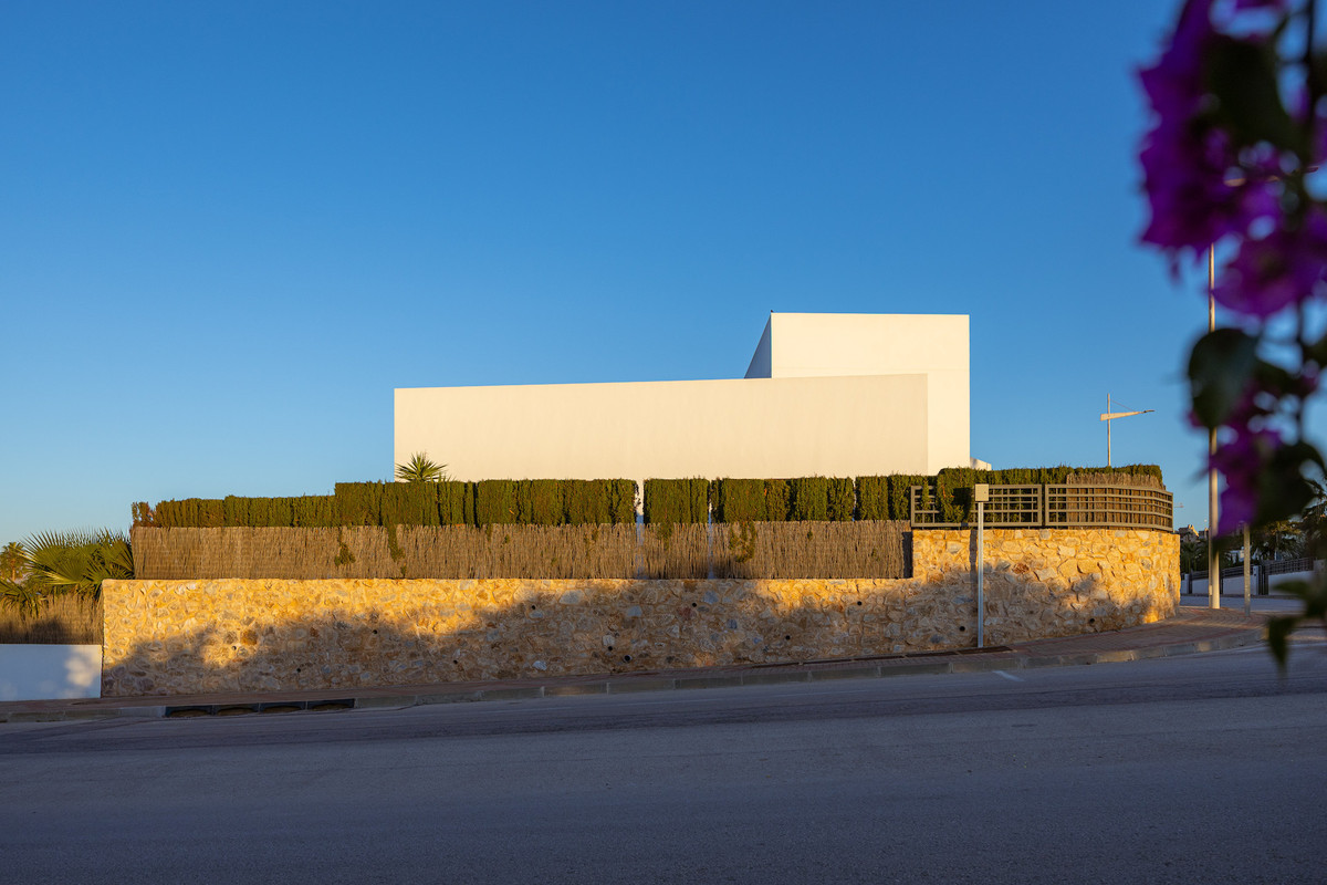 For sale - 4 Bedroom 3 Bathroom House - Detached Villa in Algorfa - La Finca Golf  - Alicante