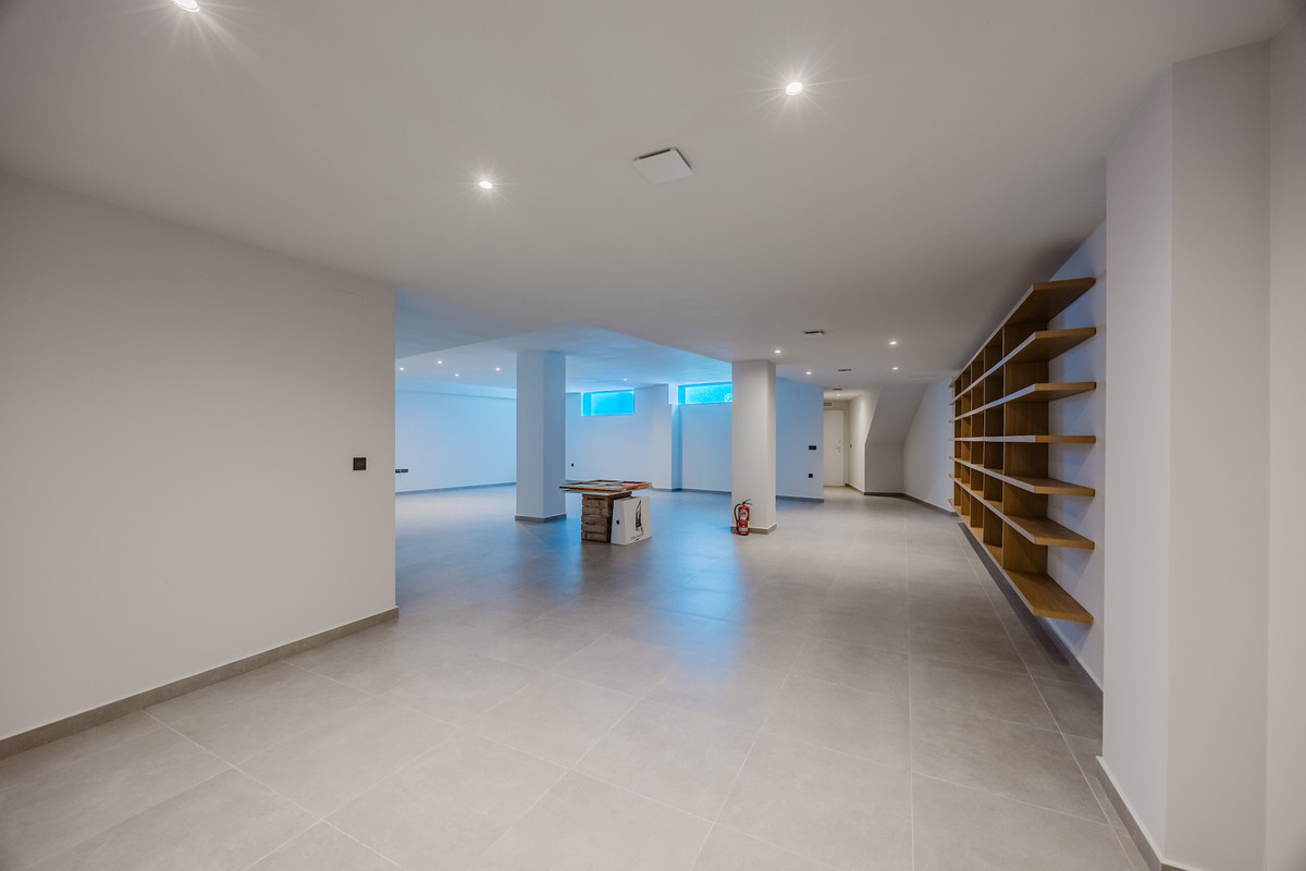 For sale - 4 Bedroom 3 Bathroom House - Detached Villa in Algorfa - La Finca Golf  - Alicante