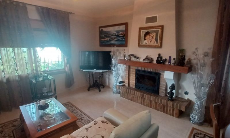 For sale - 3 Bedroom 3 Bathroom House - Detached Villa in Orihuela - Orihuela Costa  - Alicante