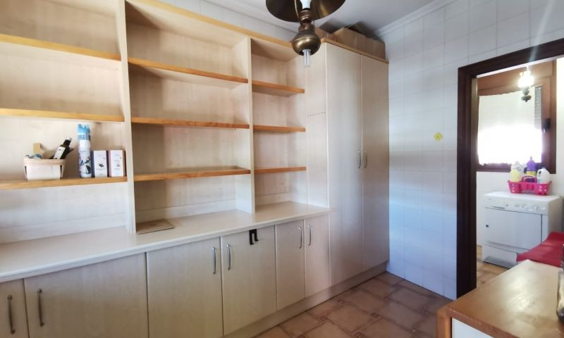 For sale - 4 Bedroom 4 Bathroom House - Detached Villa in Orihuela - Orihuela Centro  - Alicante