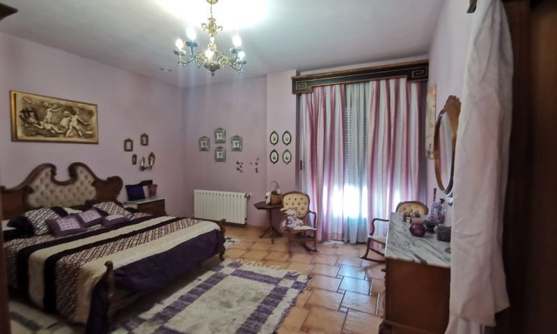 For sale - 4 Bedroom 4 Bathroom House - Detached Villa in Orihuela - Orihuela Centro  - Alicante
