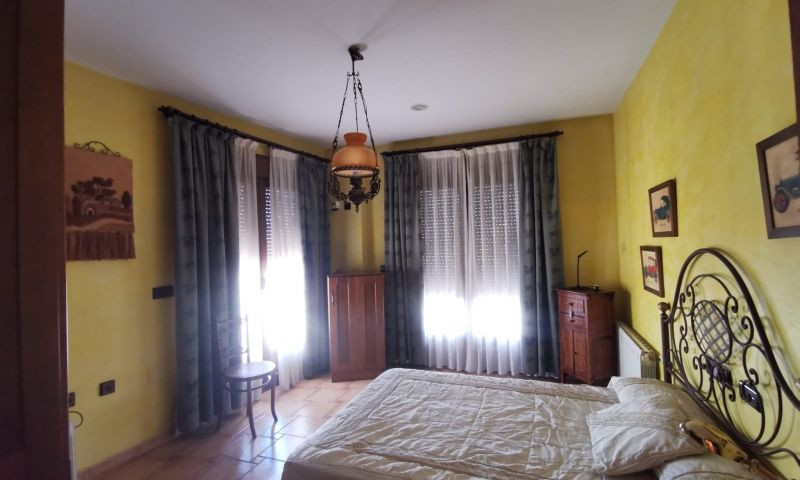 For sale - 4 Bedroom 4 Bathroom House - Detached Villa in Orihuela - Orihuela Centro  - Alicante