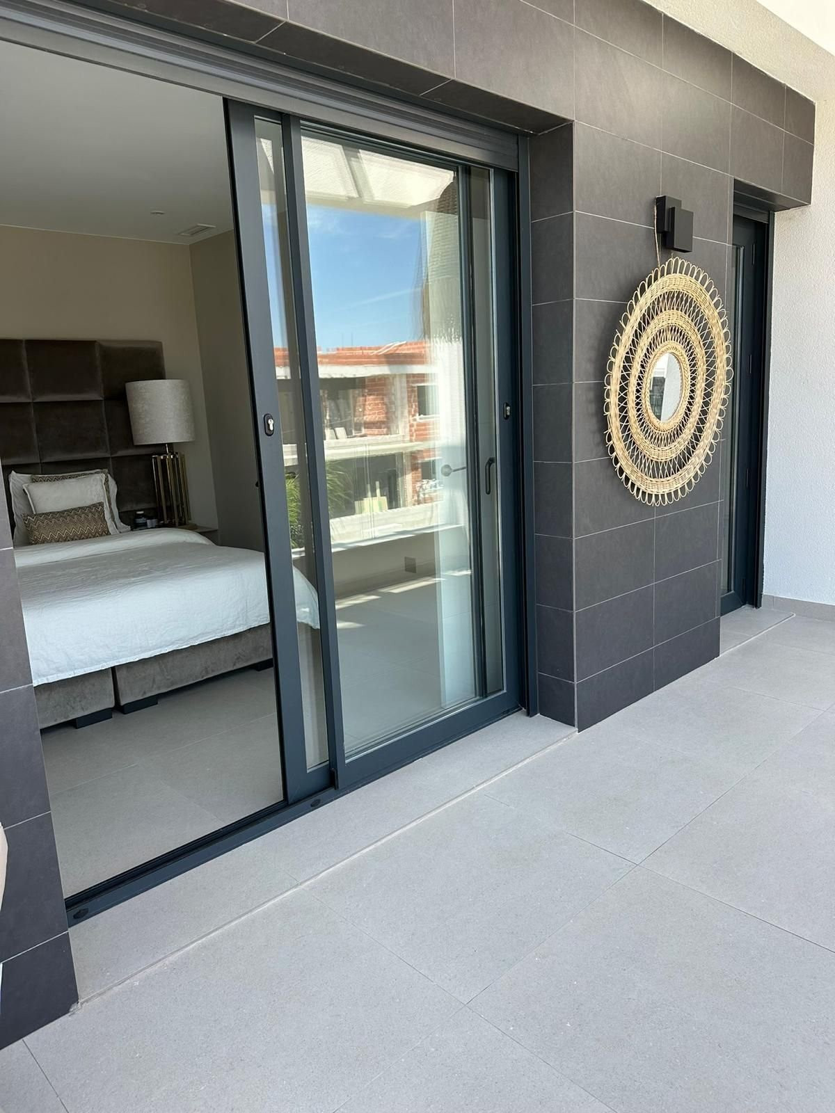 For sale - 5 Bedroom 4 Bathroom House - Detached Villa in Algorfa - La Finca Golf  - Alicante