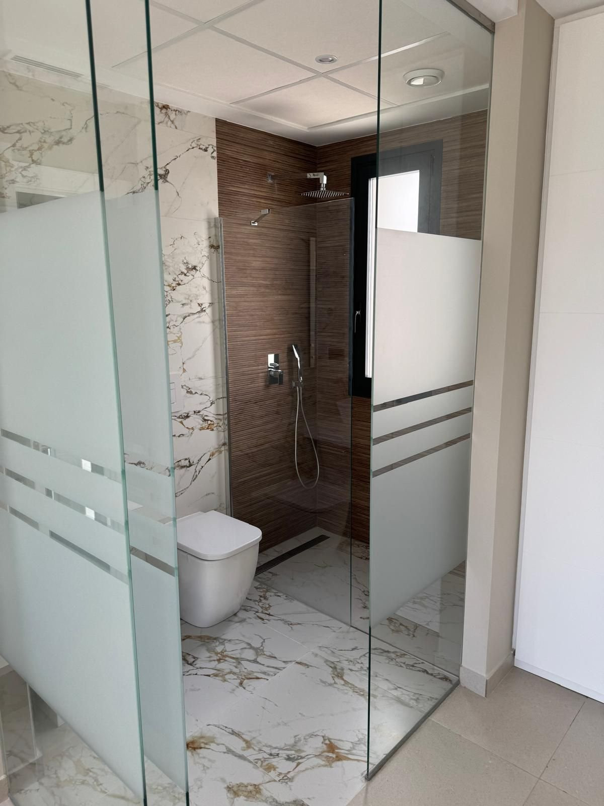 For sale - 5 Bedroom 4 Bathroom House - Detached Villa in Algorfa - La Finca Golf  - Alicante